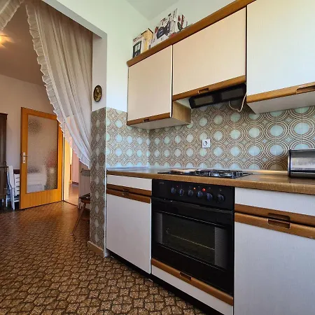Apartment Apartments Fazanska 930 Fazana